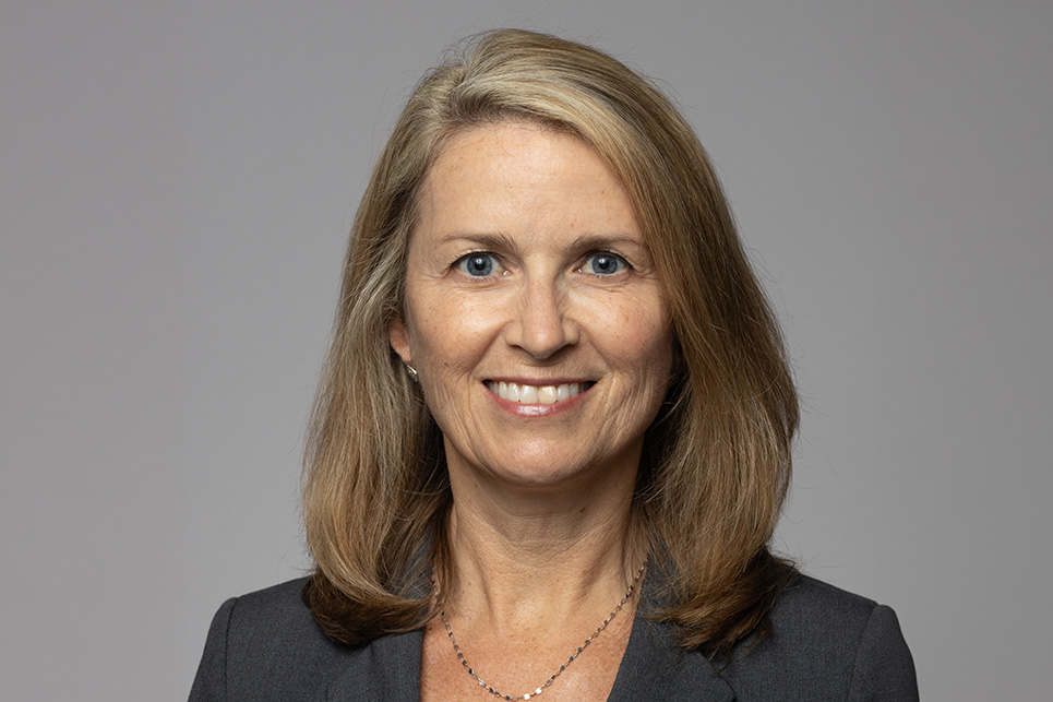 Dr. Stephanie Reid-Arndt