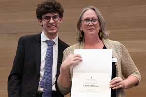 Carolyn Orbann wins honors college award